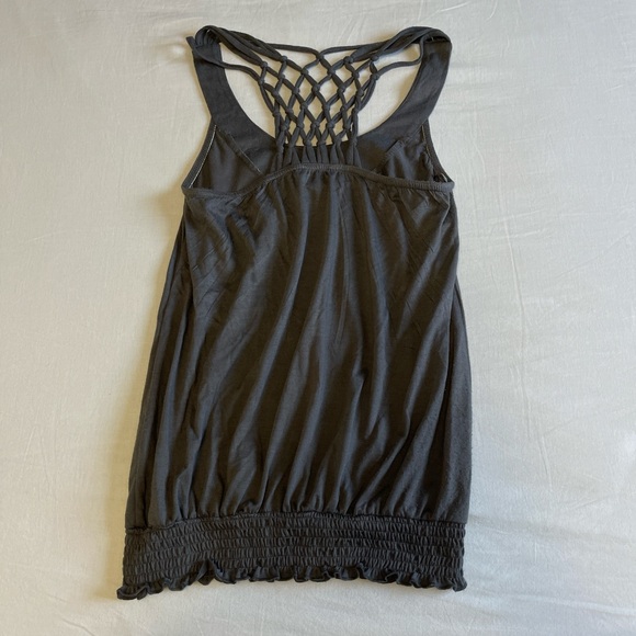 Sleeveless grey blouse - Picture 3 of 3